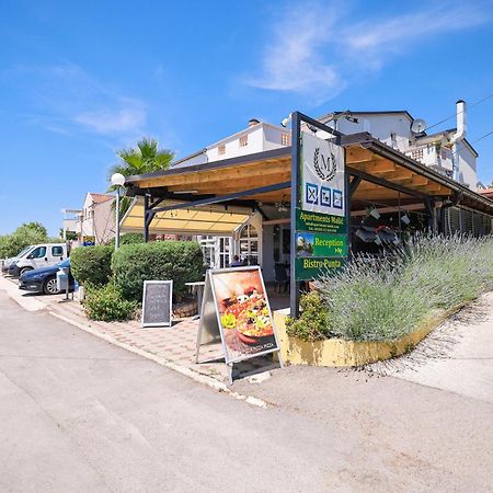 Apartments Malic Петркане Екстериор снимка