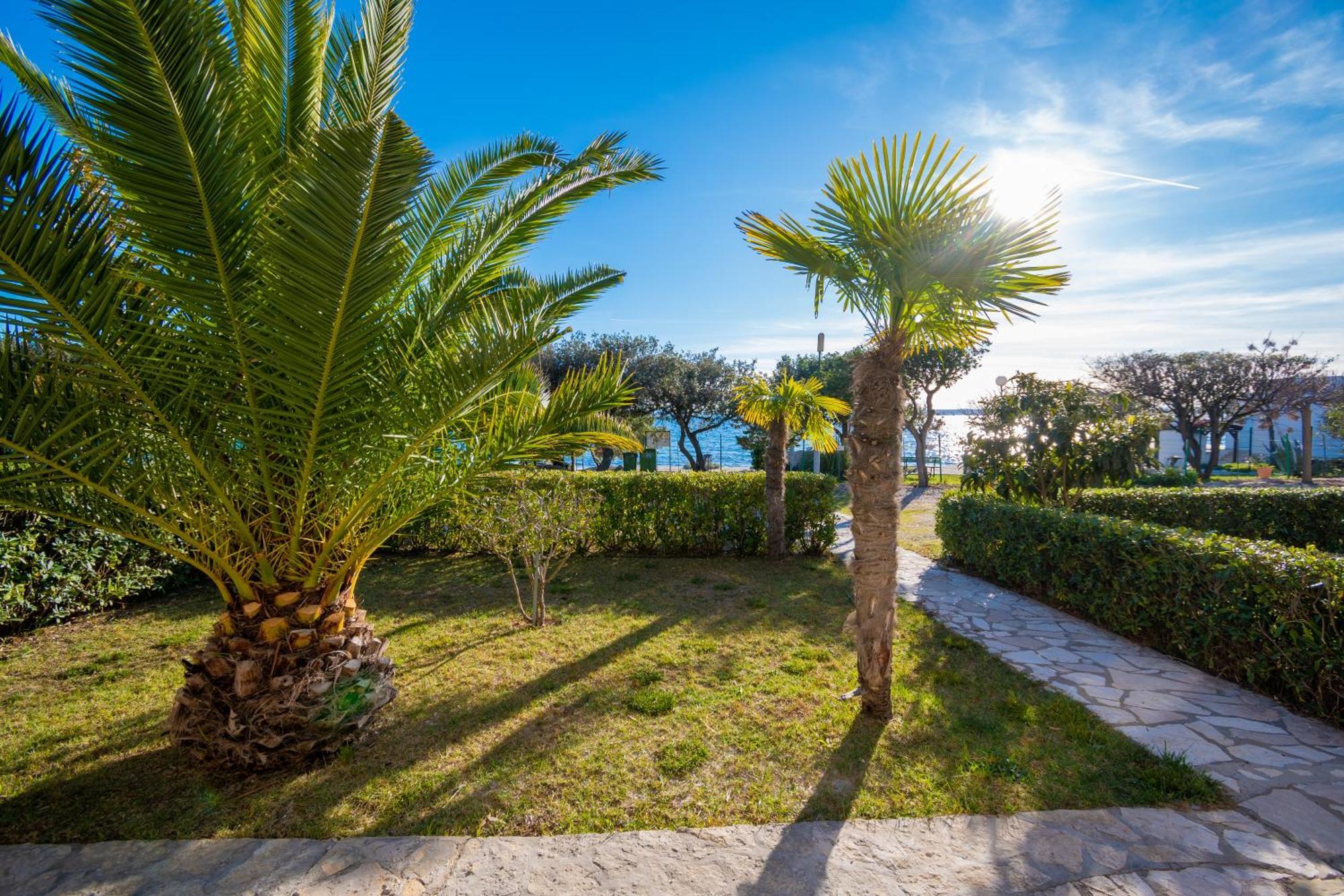 Apartments Malic Петркане Екстериор снимка